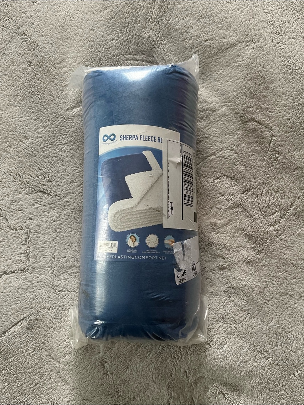NWT Galaxy Blue Everlasting Comfort Sherpa Fleece Blanket